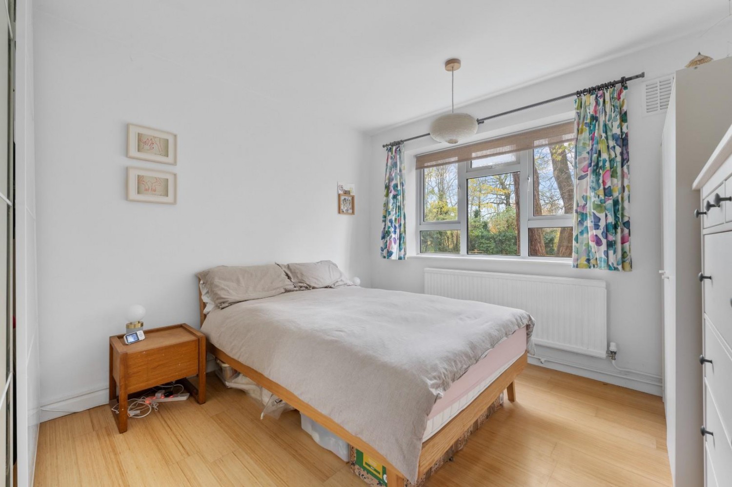 Queen Elizabeths Close, London, N16