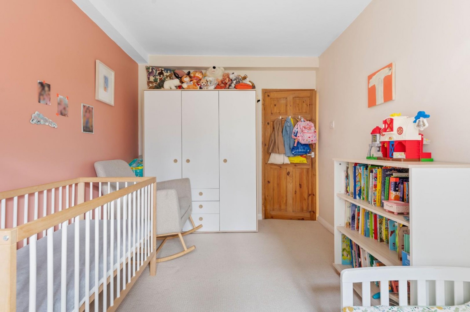 Queen Elizabeths Close, London, N16