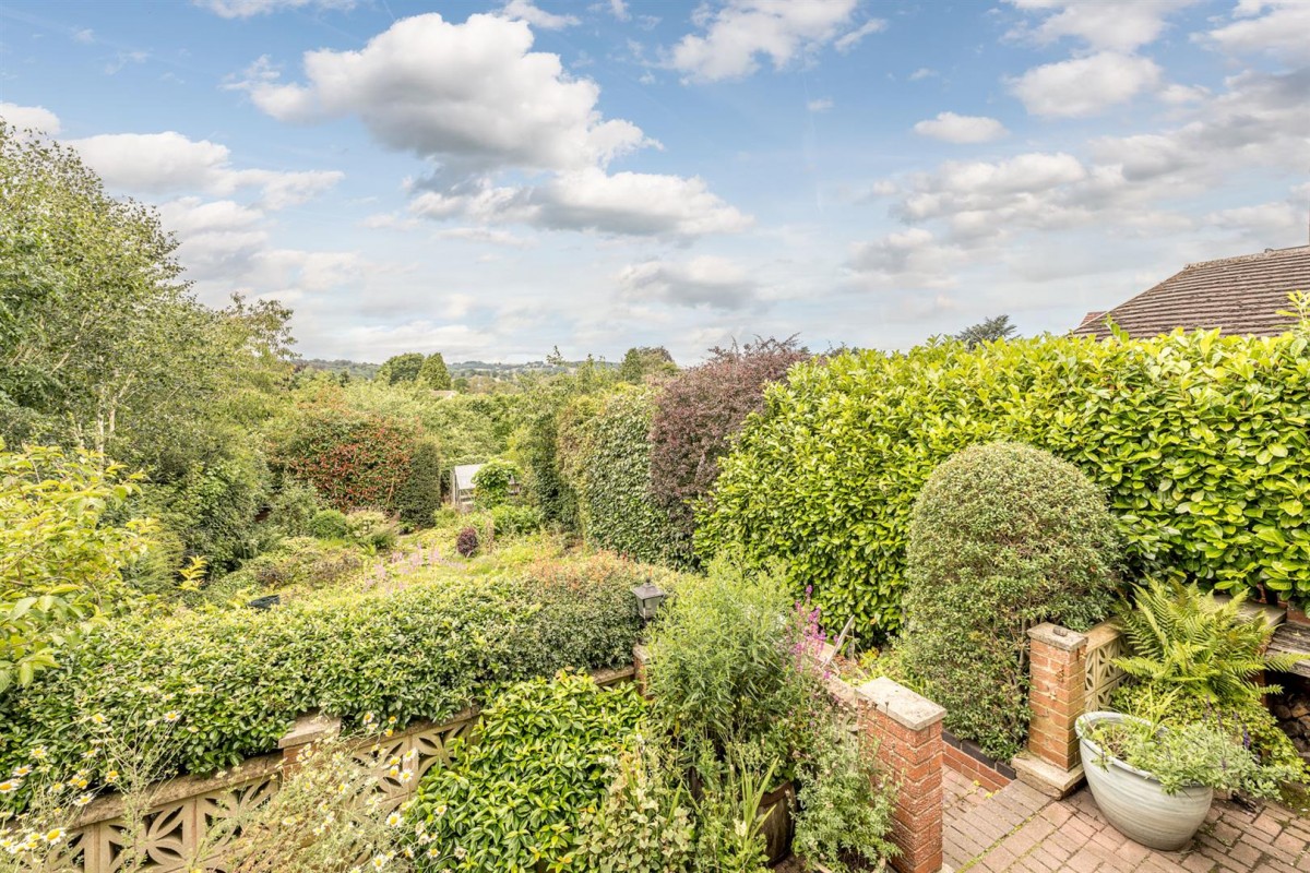 Dunsley Croft, Dunsley Drive, Kinver, DY7 6NB