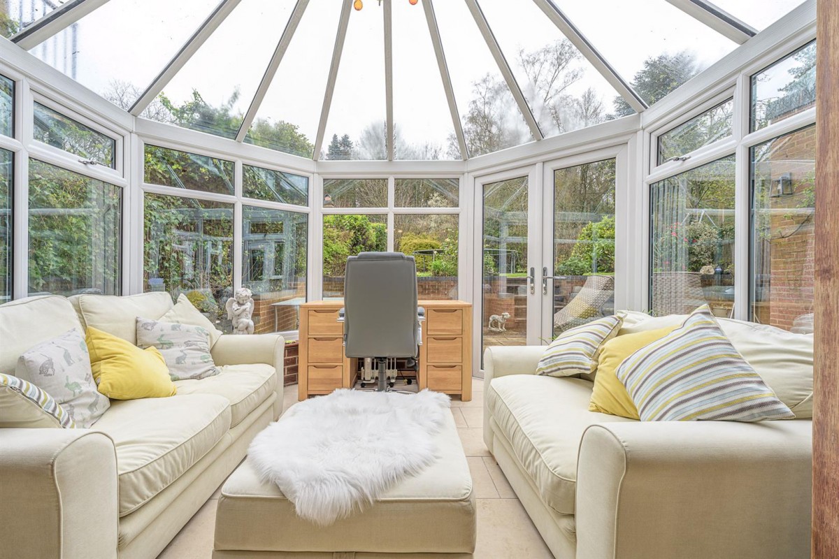 Hyperion Road, Stourton, Stourbridge, DY7 6SD