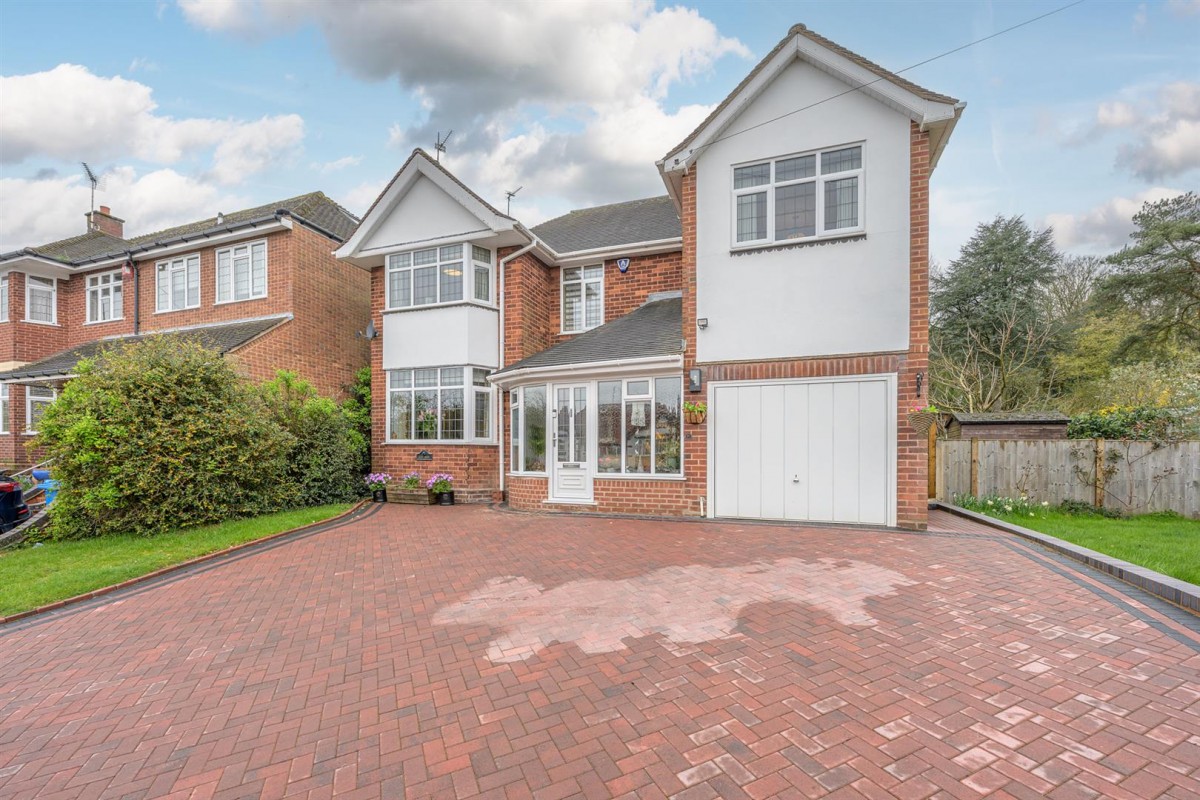 Hyperion Road, Stourton, Stourbridge, DY7 6SD