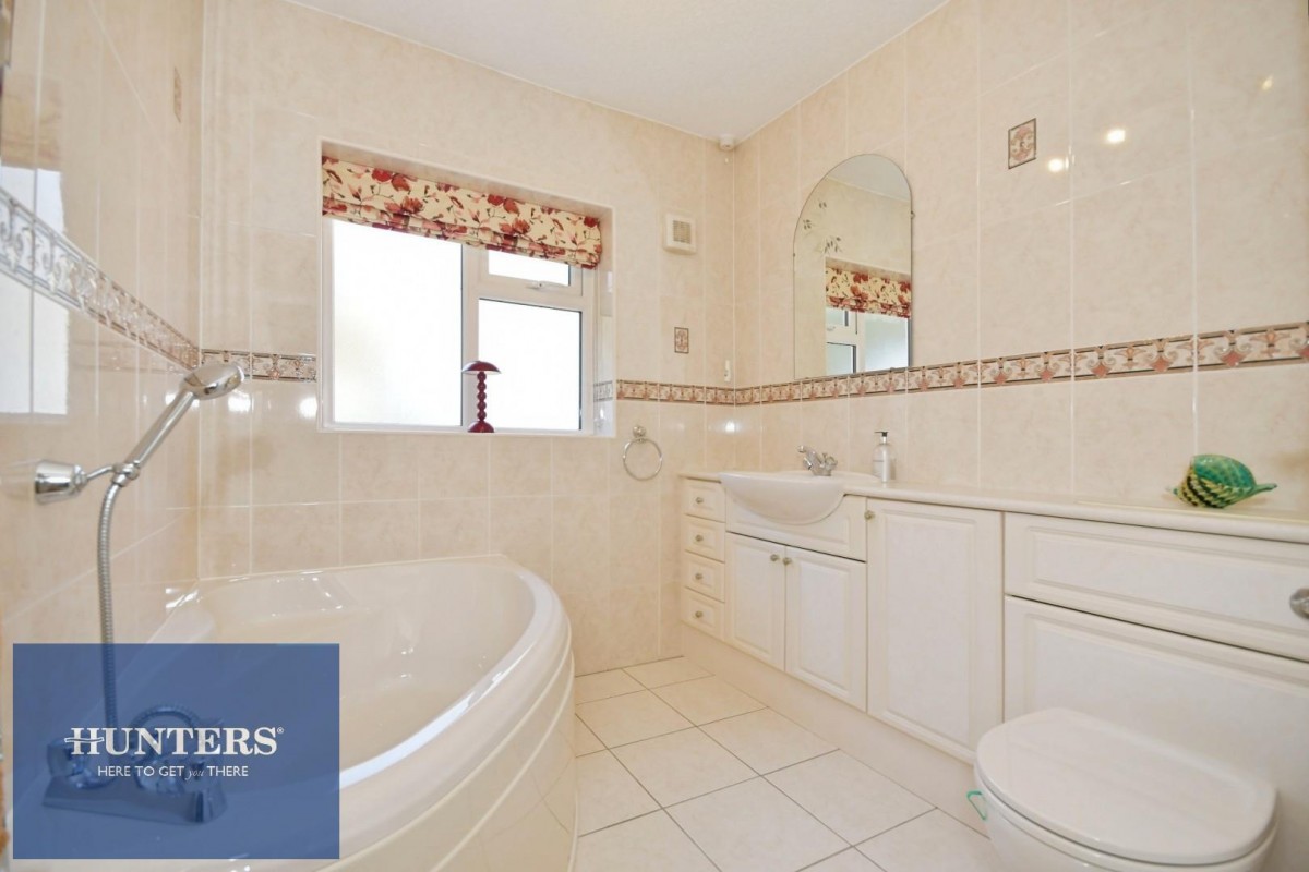 Sutton Spring Wood, Temple Normanton, Chesterfield, S42 5DT