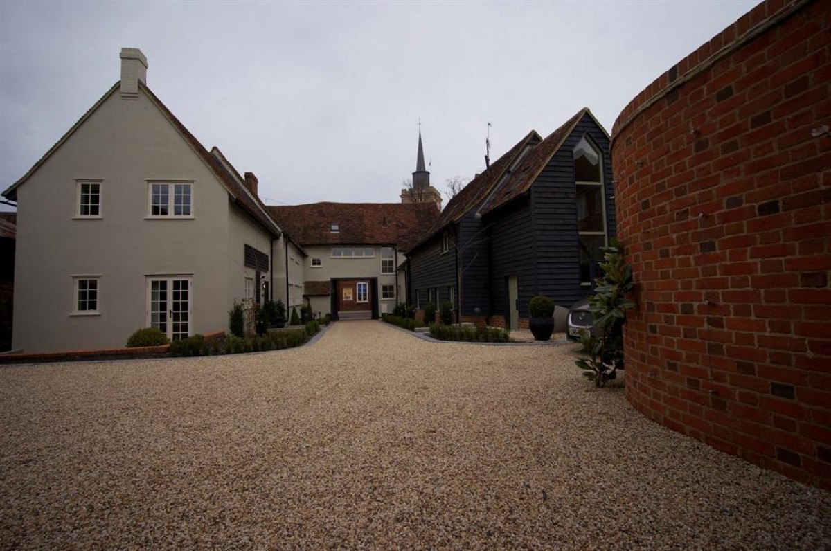 Acorn Mews, Hitchin Street, Baldock, Hertfordshire, SG7 6AL