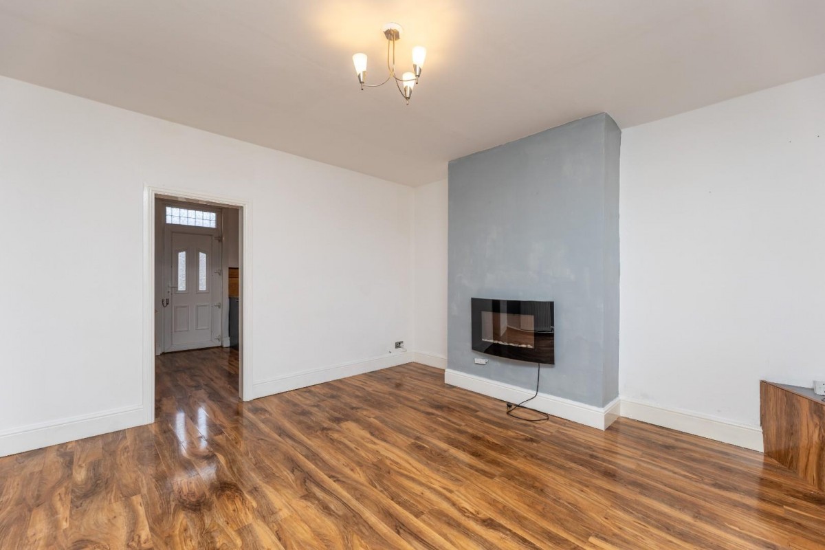 Ivy Street, Featherstone