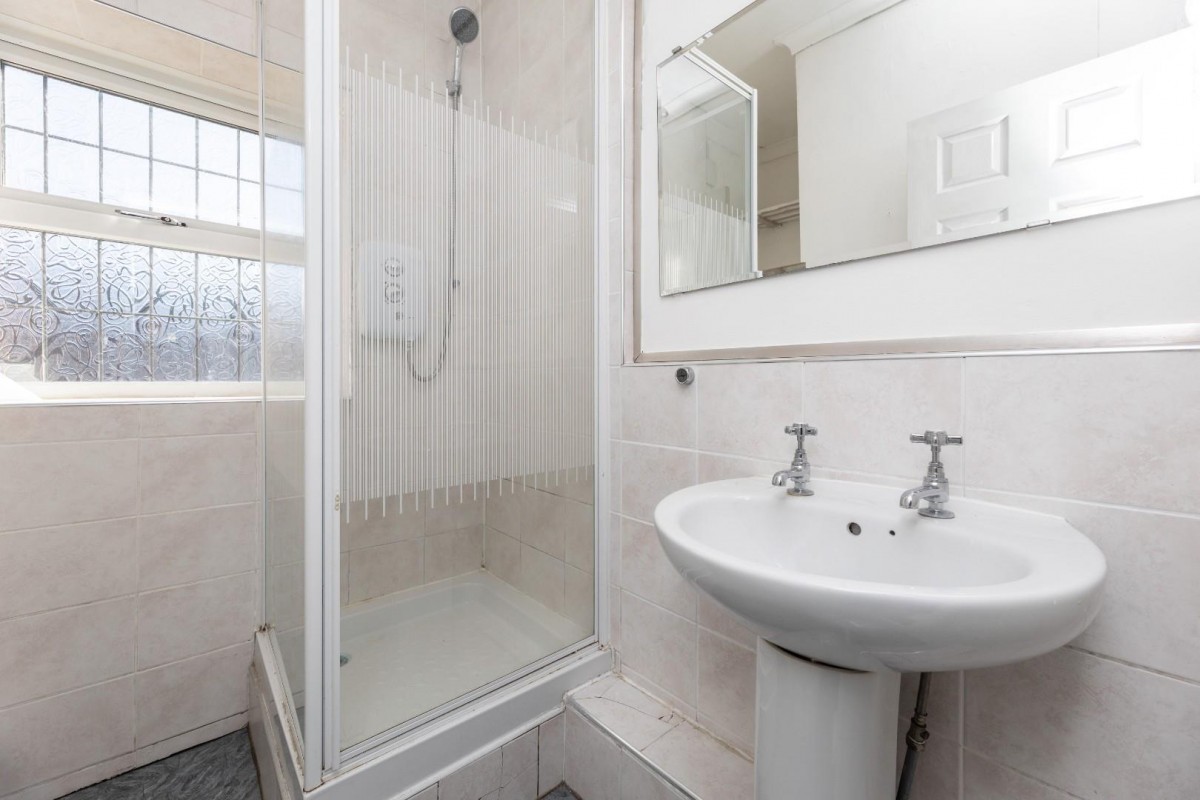 Ivy Street, Featherstone