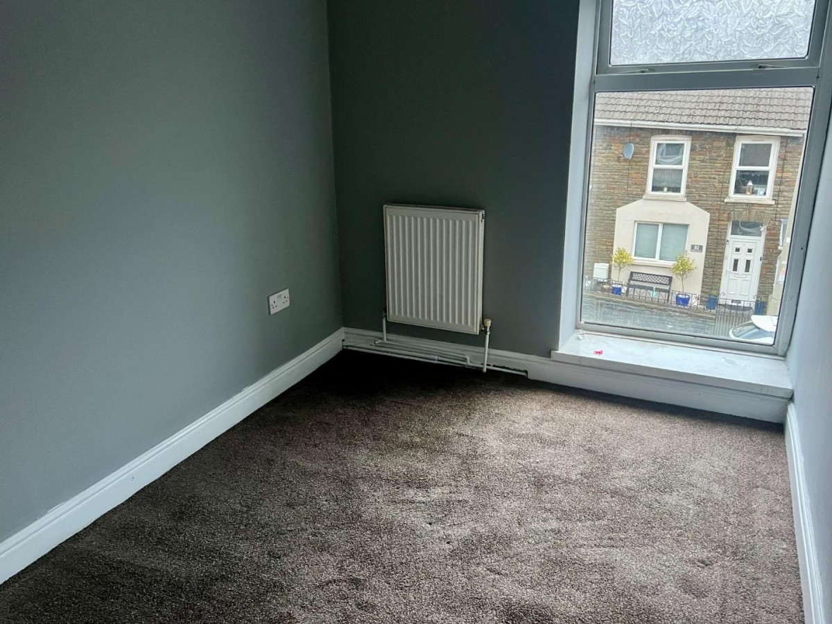 Oakfield Terrace, Nantymoel, Bridgend, CF32 7SR