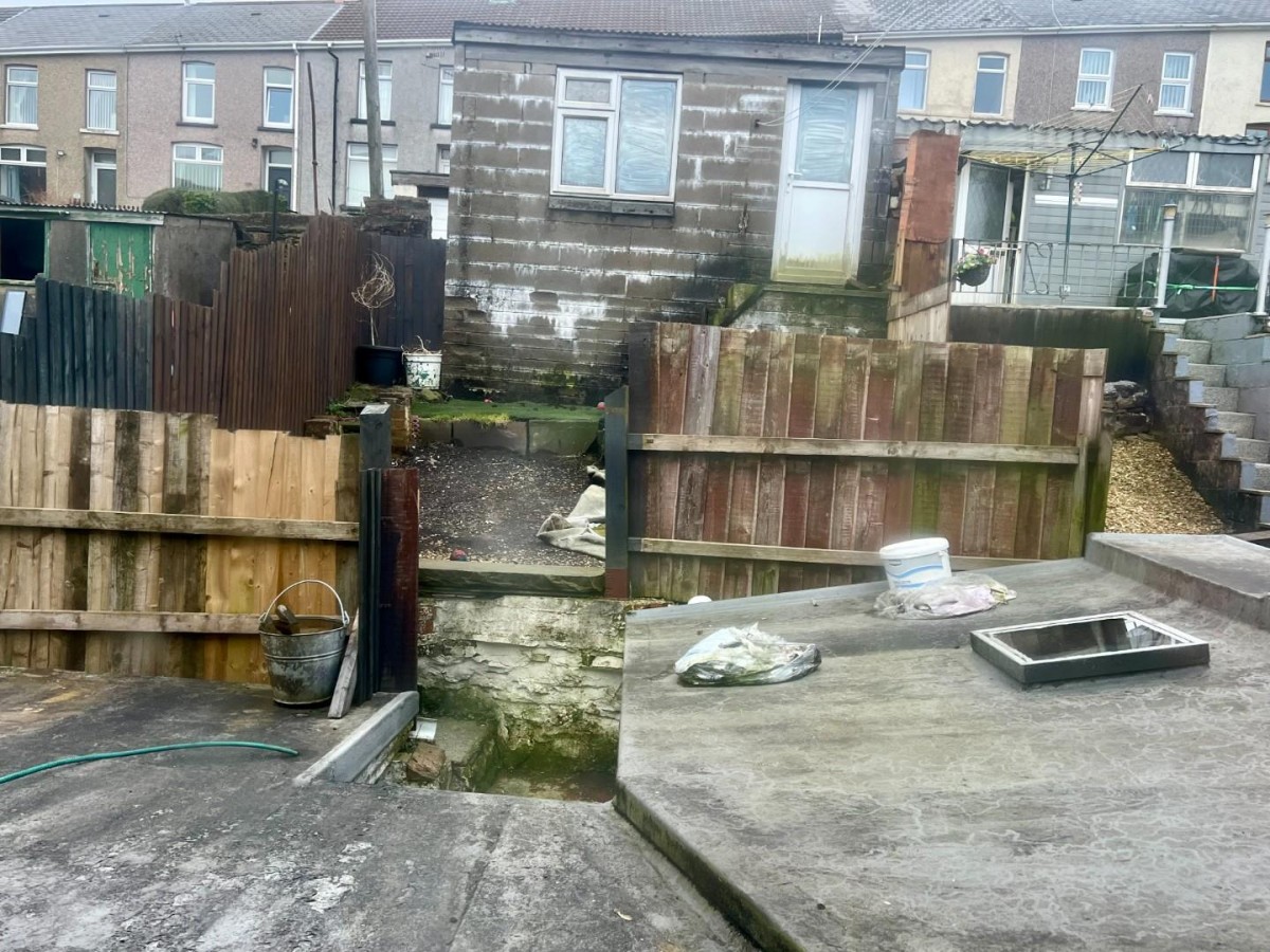 Oakfield Terrace, Nantymoel, Bridgend, CF32 7SR