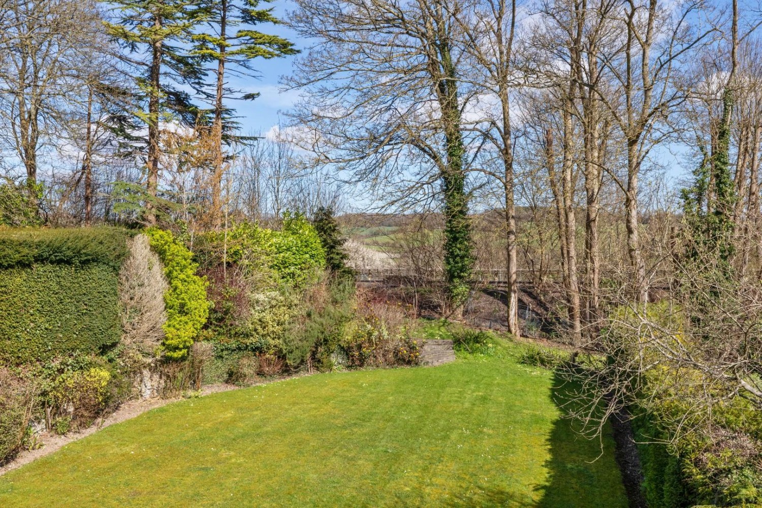 Gayton Close, Chesham Bois, Amersham, Buckinghamshire, HP6 6DW