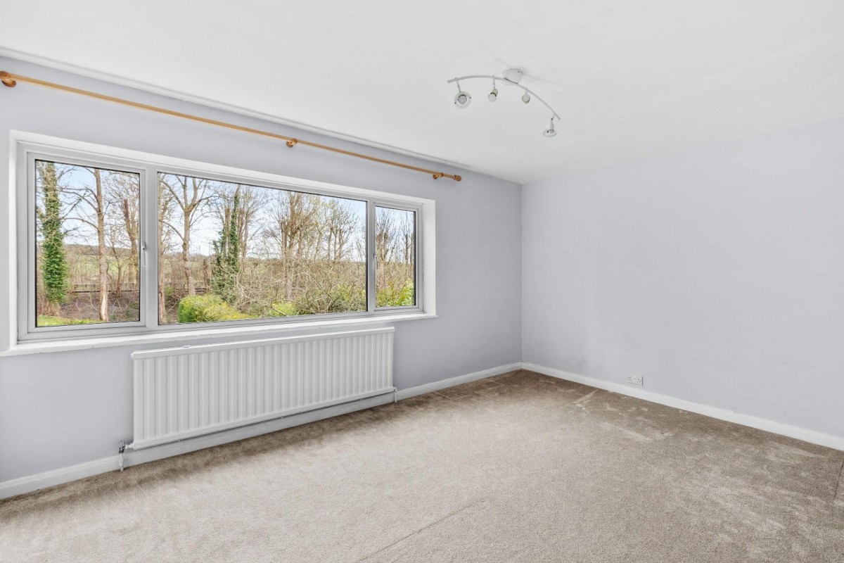 Gayton Close, Chesham Bois, Amersham, Buckinghamshire, HP6 6DW