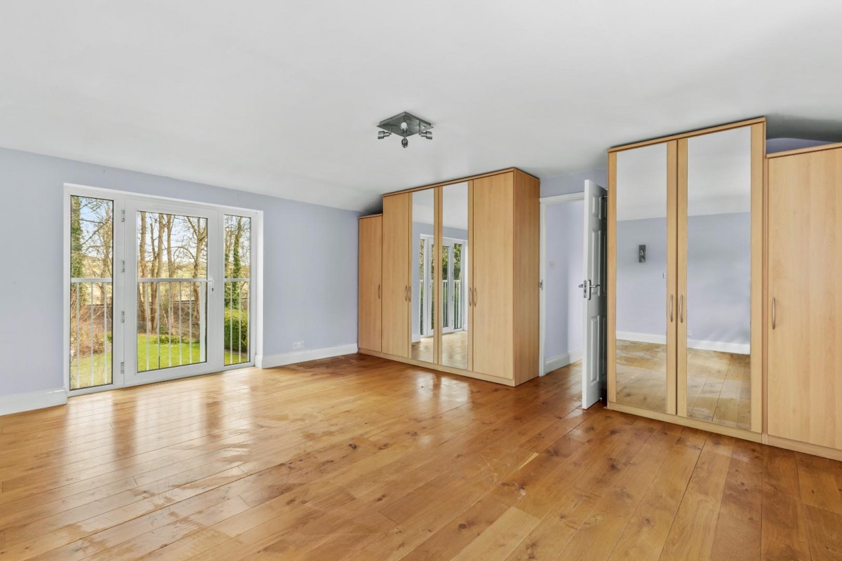 Gayton Close, Chesham Bois, Amersham, Buckinghamshire, HP6 6DW