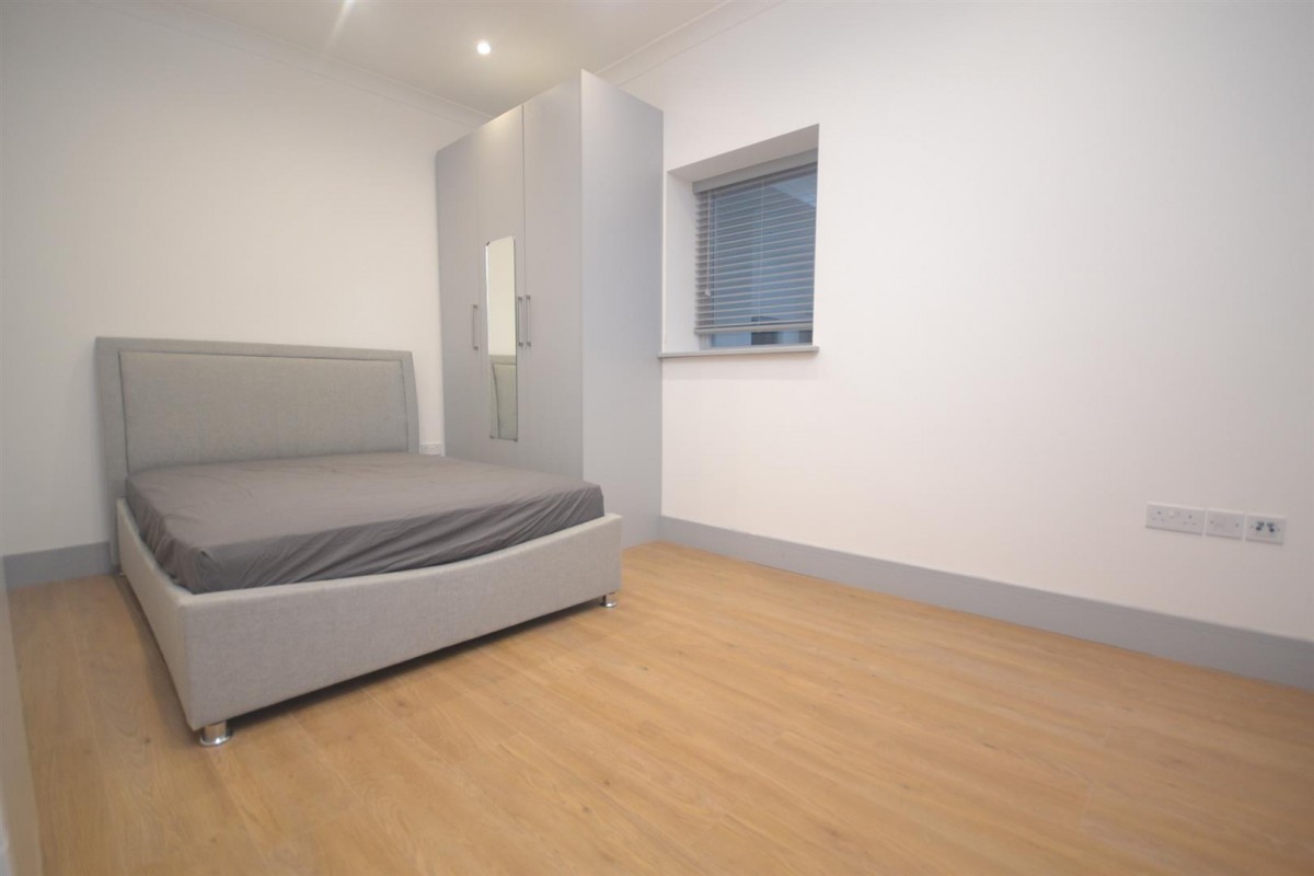 London Road, Reading, Berkshire