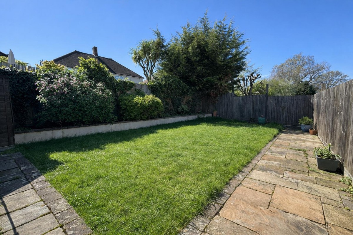 Alsom Avenue, Worcester Park