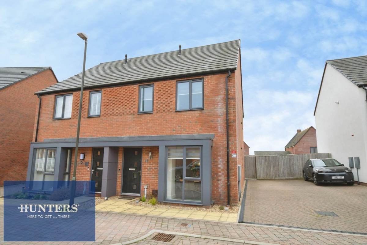 Rowan Drive, Wingerworth, Chesterfield, S42 6GB