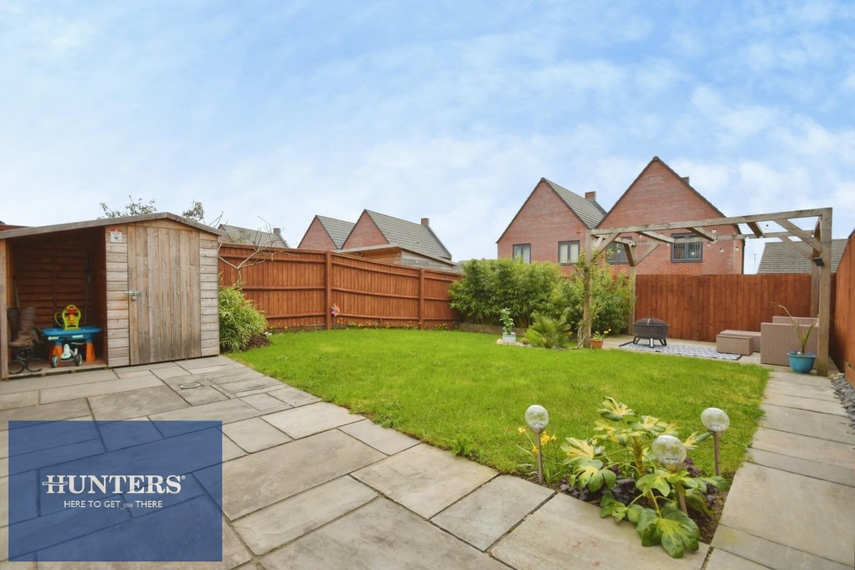 Rowan Drive, Wingerworth, Chesterfield, S42 6GB