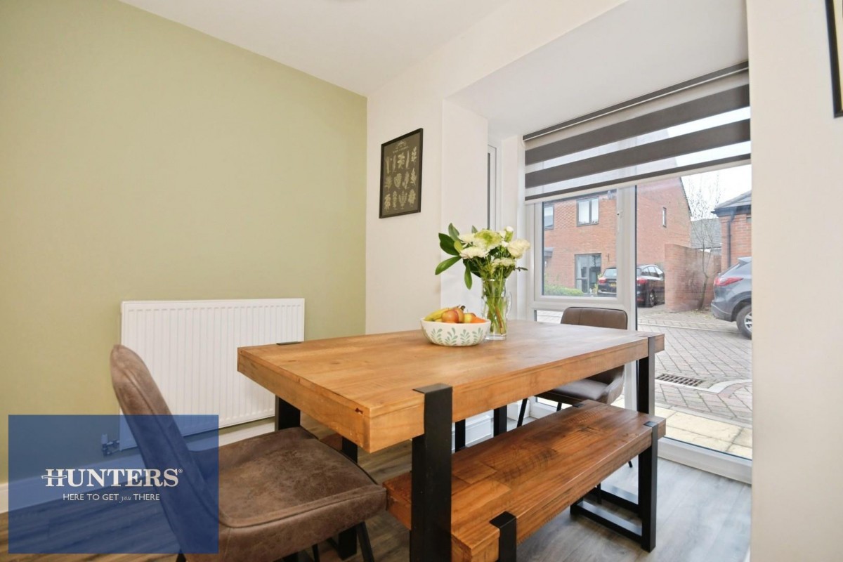 Rowan Drive, Wingerworth, Chesterfield, S42 6GB