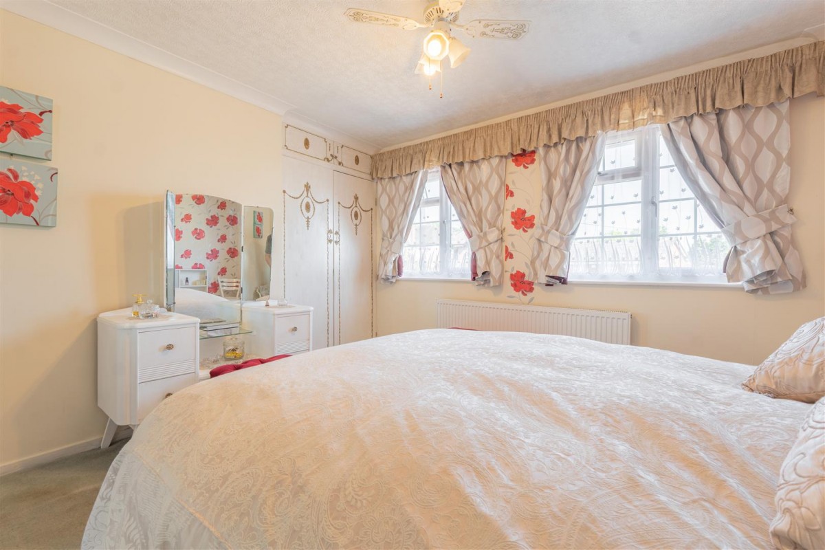 Hyperion Road, Stourton, Stourbridge, DY7 6SJ