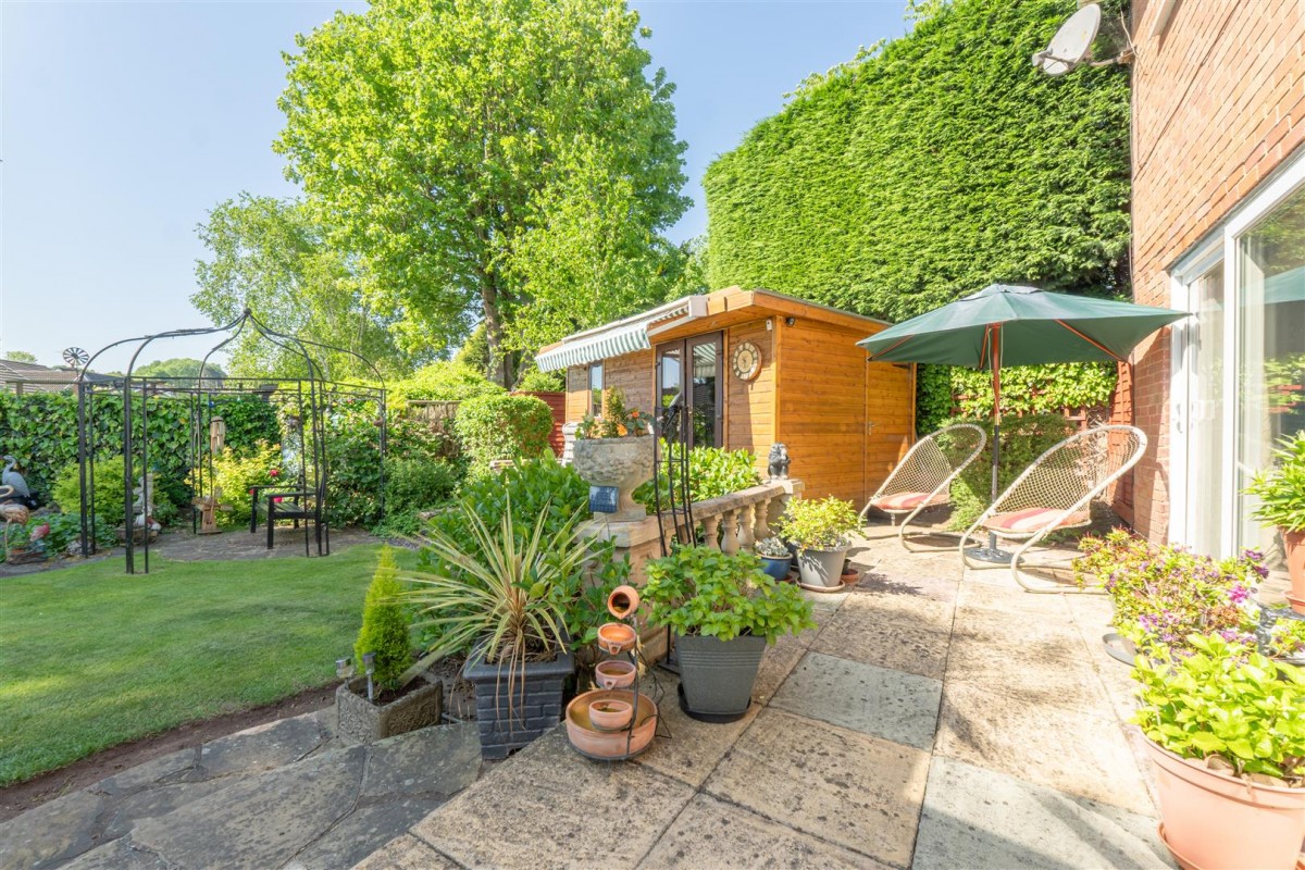 Hyperion Road, Stourton, Stourbridge, DY7 6SJ