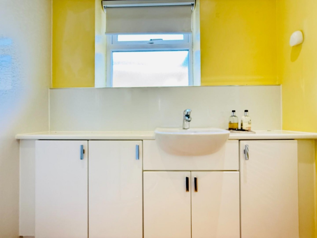 Cowdry Close, Thornhill Dewsbury