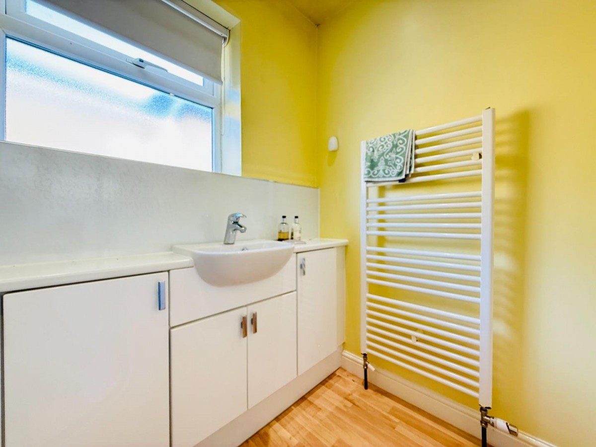 Cowdry Close, Thornhill Dewsbury