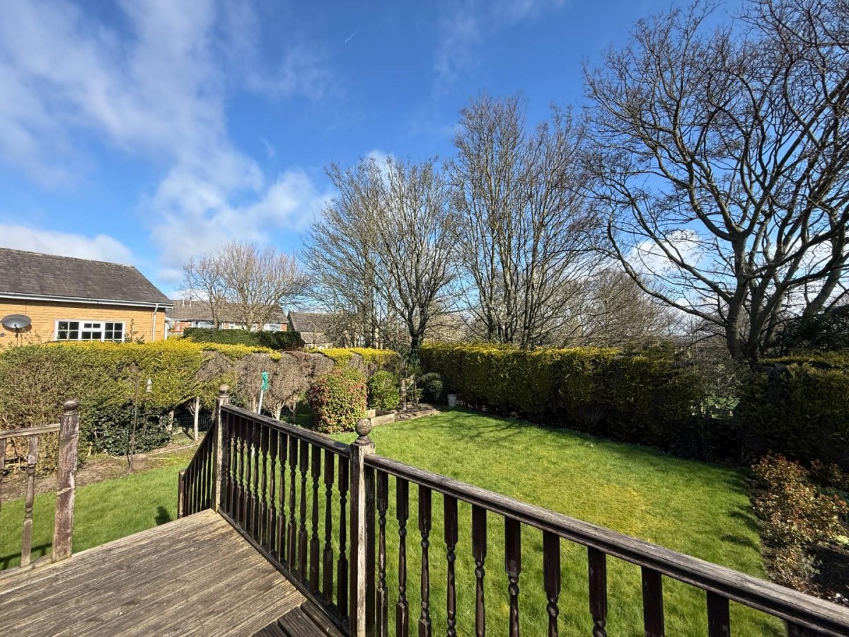 Cowdry Close, Thornhill Dewsbury