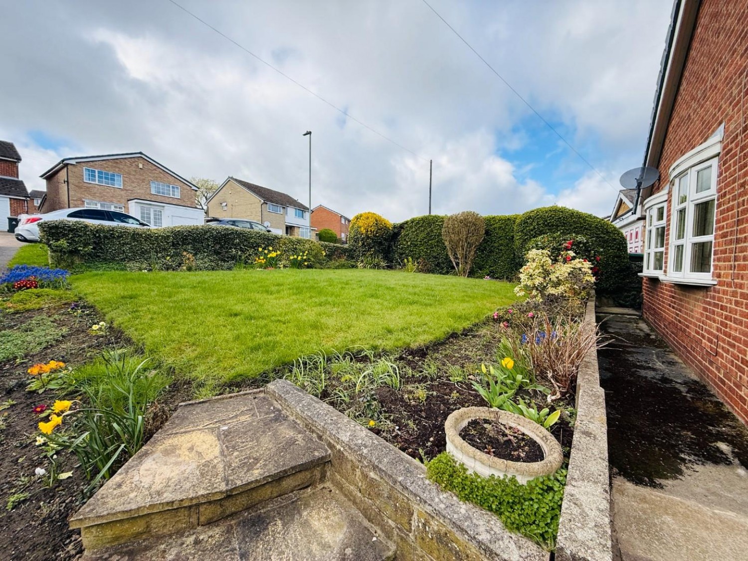 Cowdry Close, Thornhill Dewsbury