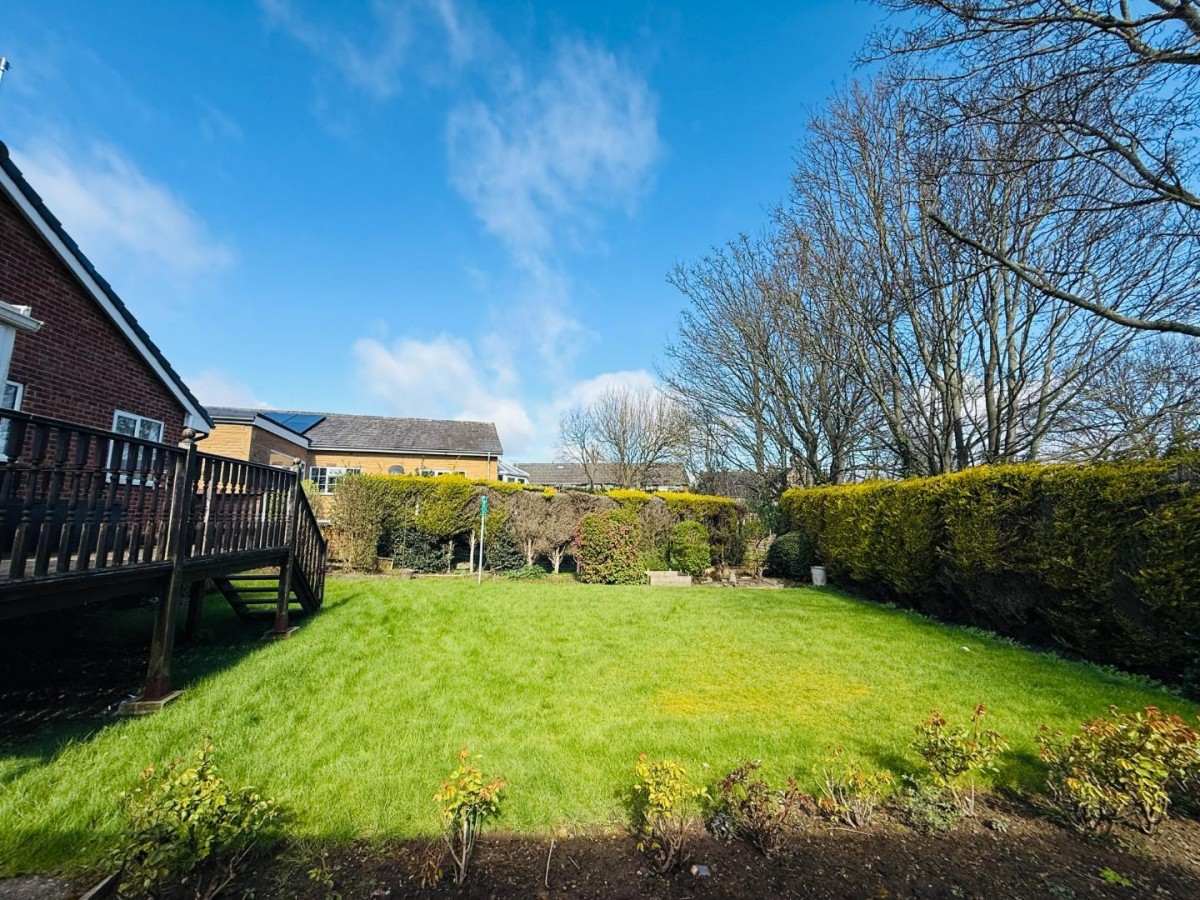 Cowdry Close, Thornhill Dewsbury