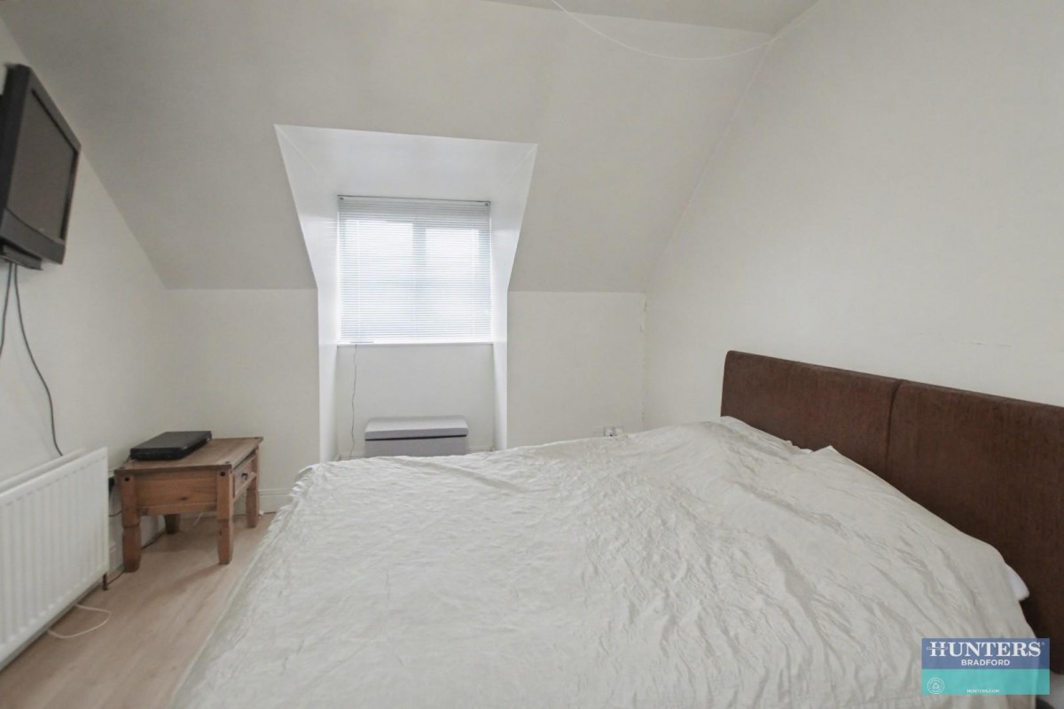 Close Head Drive Thornton, Bradford, BD13 3QQ