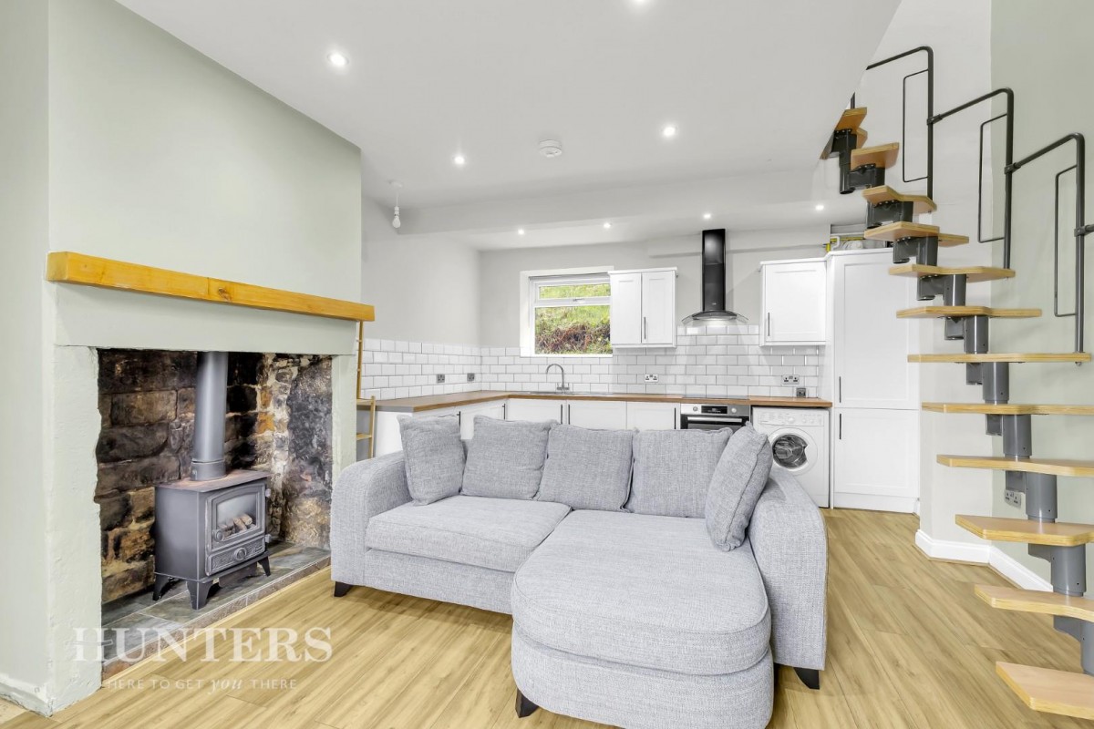 Bethel Green, Calderbrook Road, Littleborough, OL15 9ND