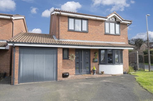 Ploverdale Crescent, Kingswinford, DY6 8XU