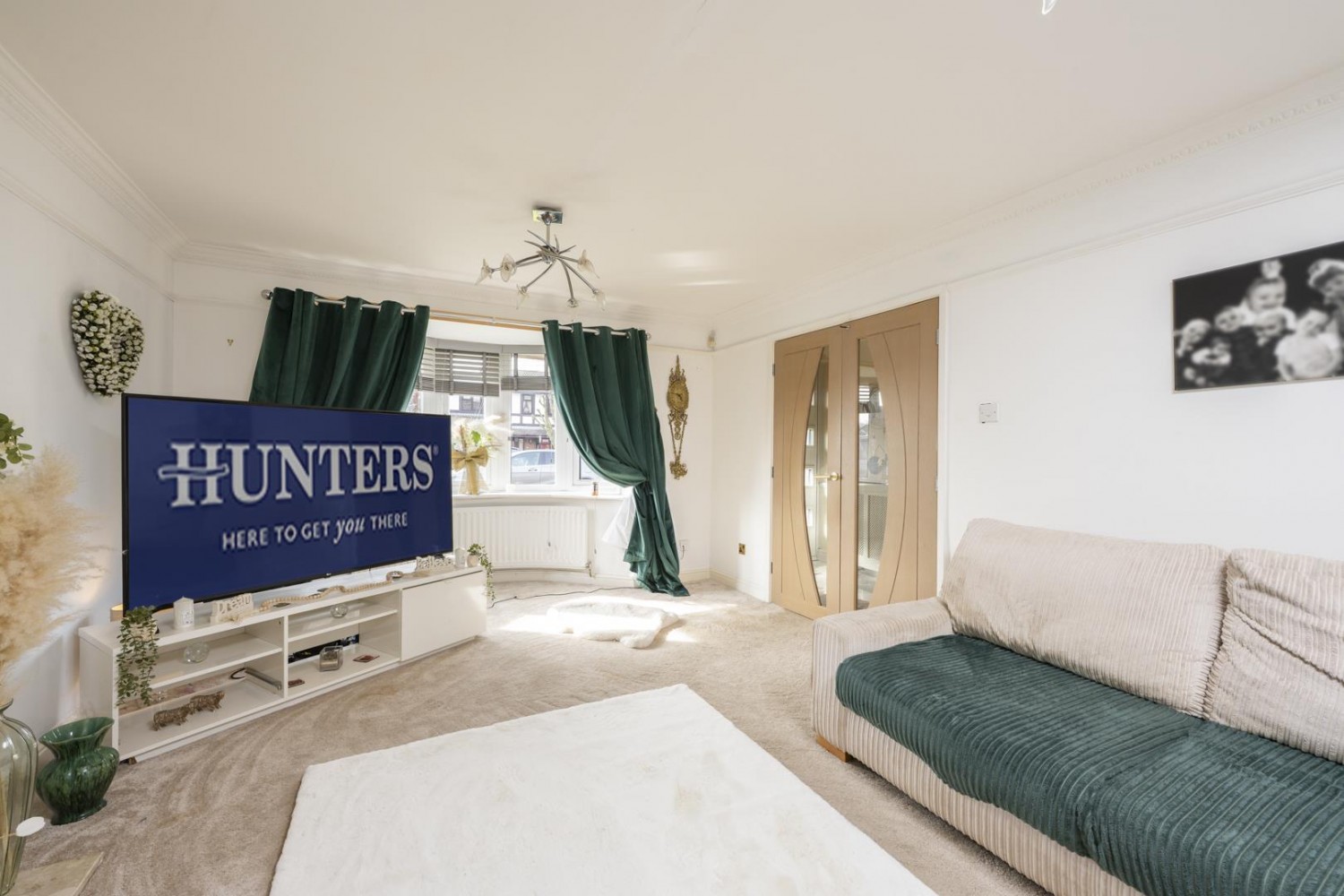 Ploverdale Crescent, Kingswinford, DY6 8XU
