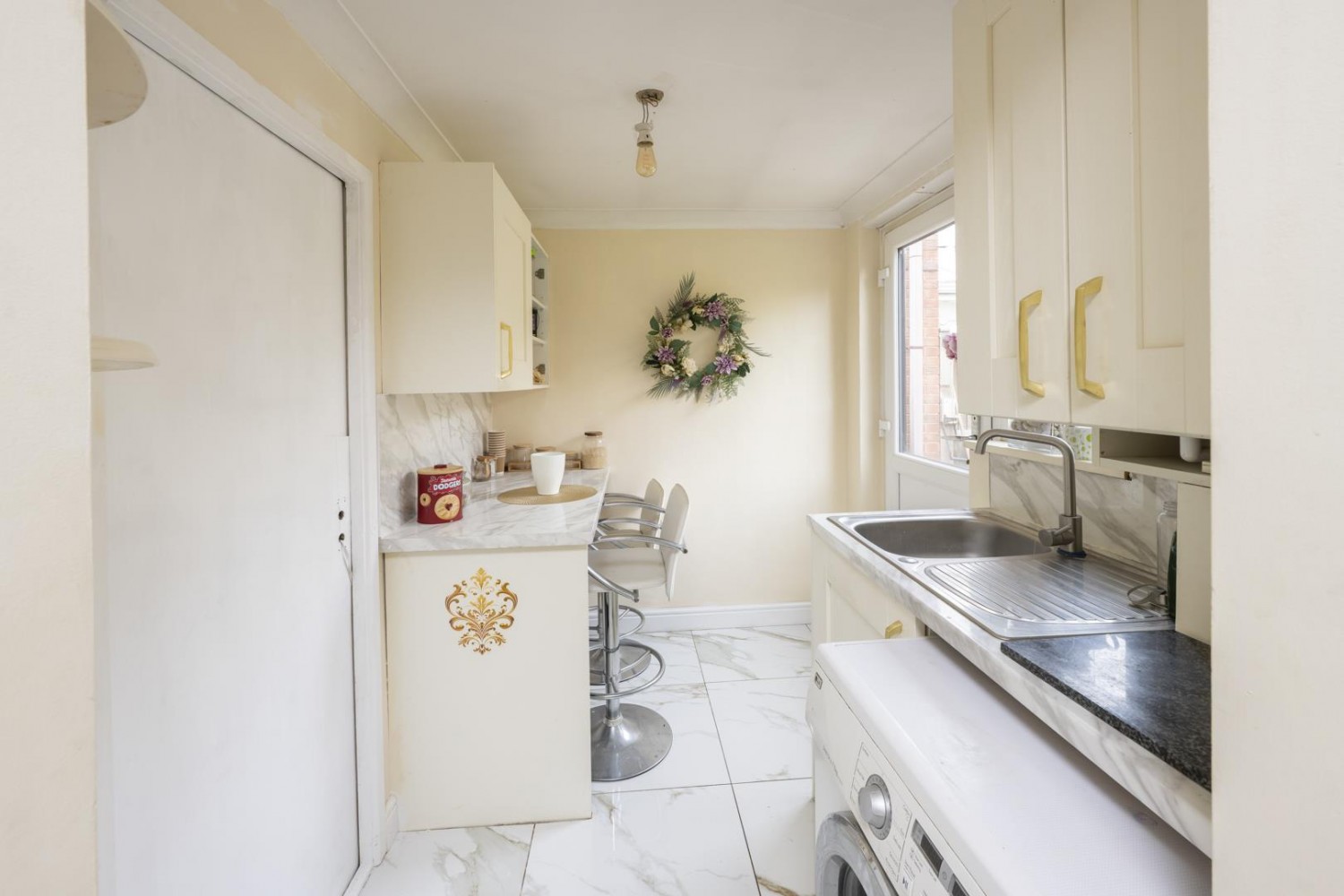 Ploverdale Crescent, Kingswinford, DY6 8XU
