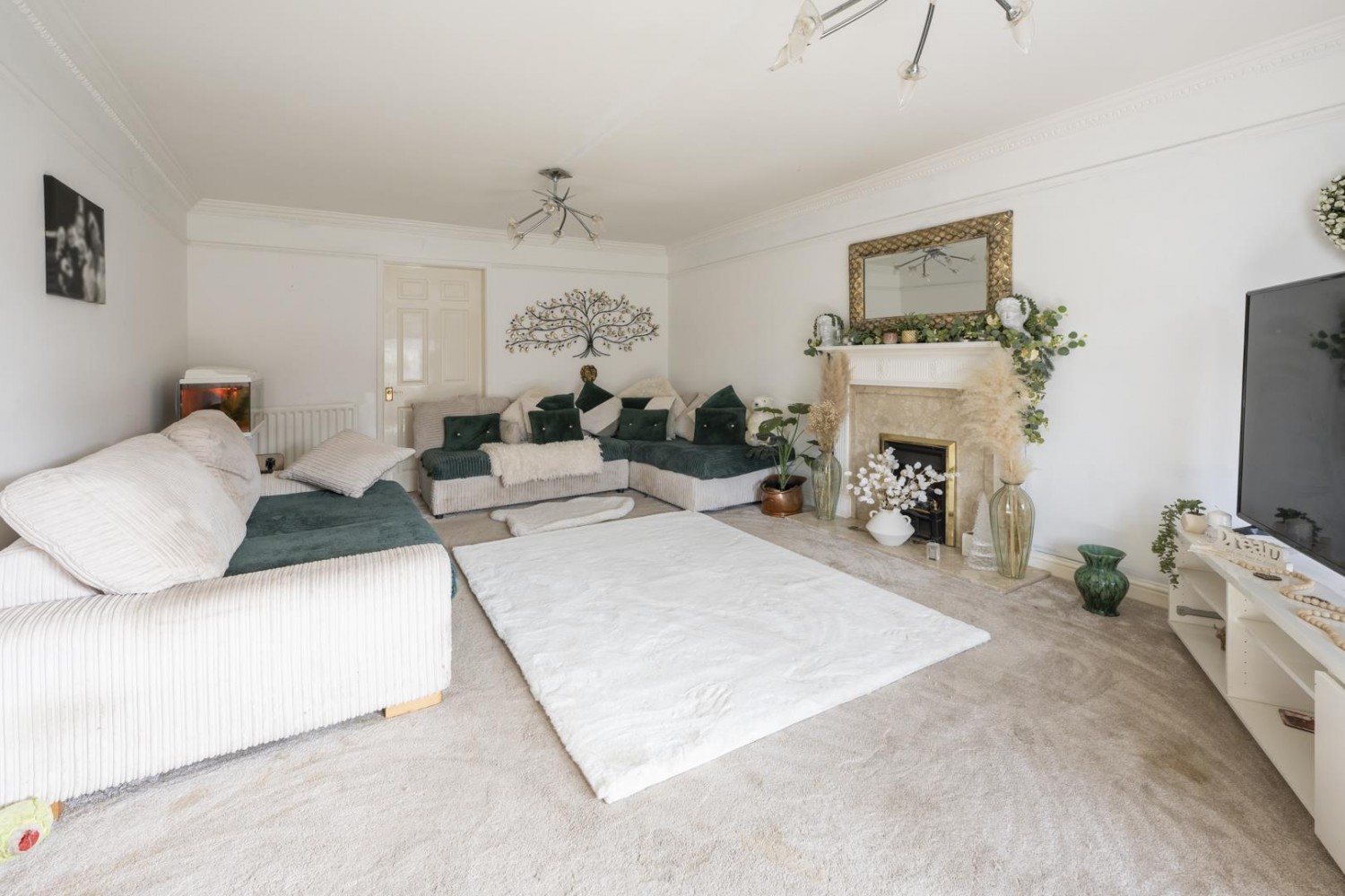 Ploverdale Crescent, Kingswinford, DY6 8XU