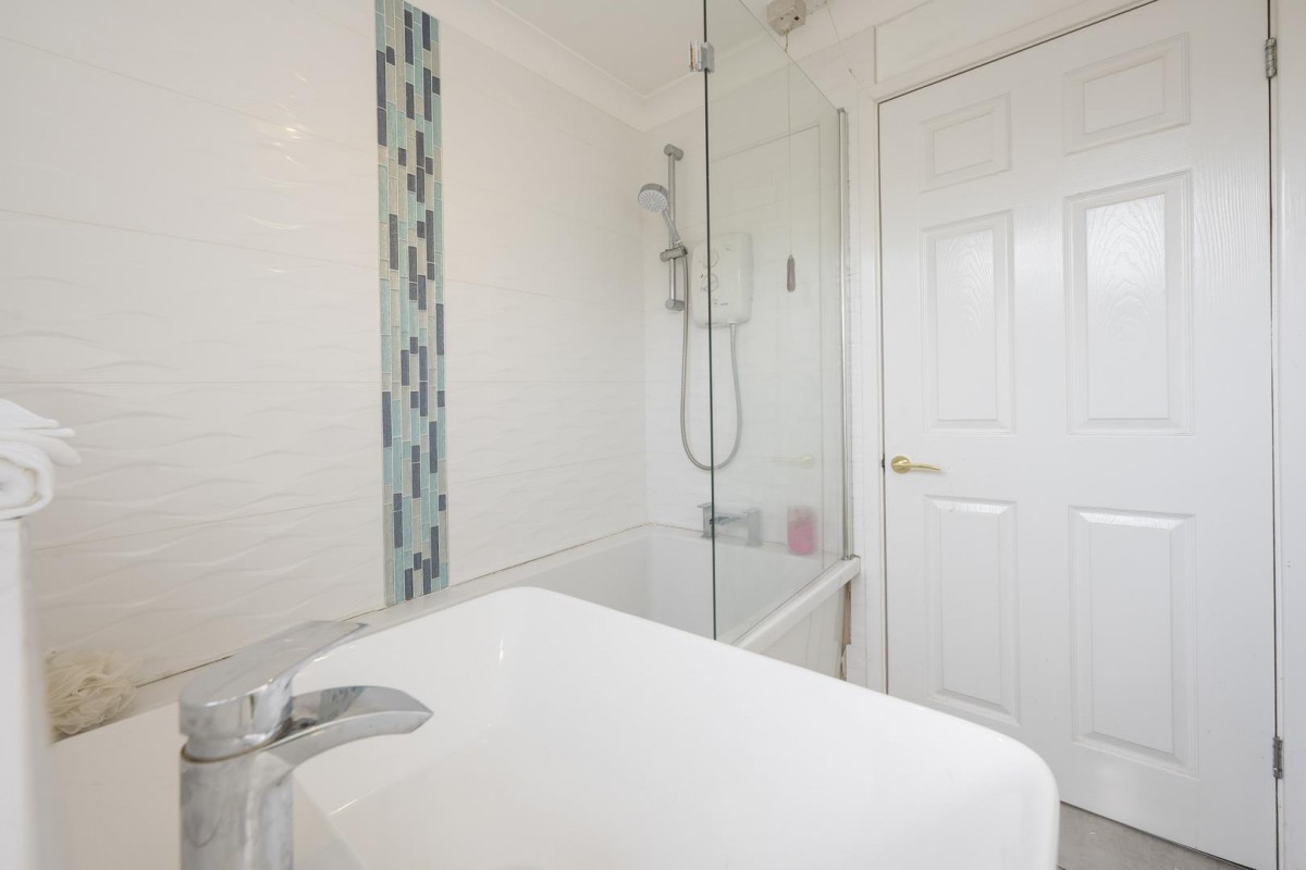 Ploverdale Crescent, Kingswinford, DY6 8XU