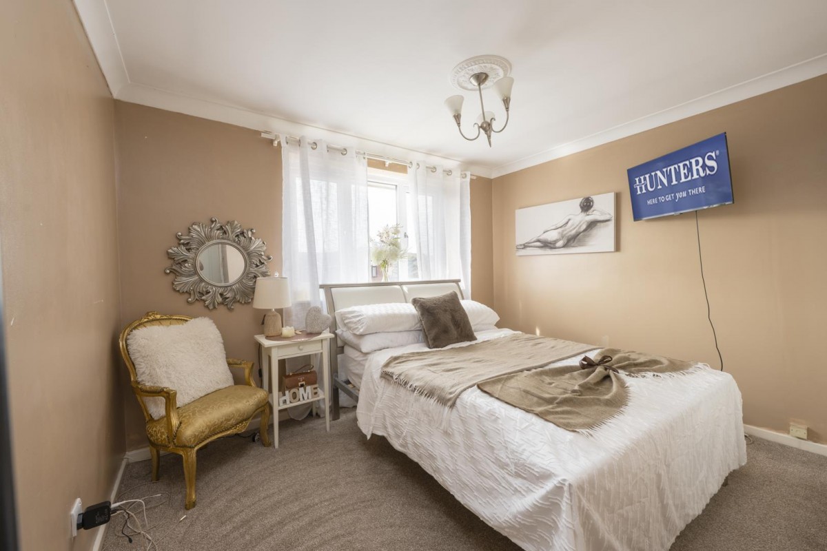 Ploverdale Crescent, Kingswinford, DY6 8XU