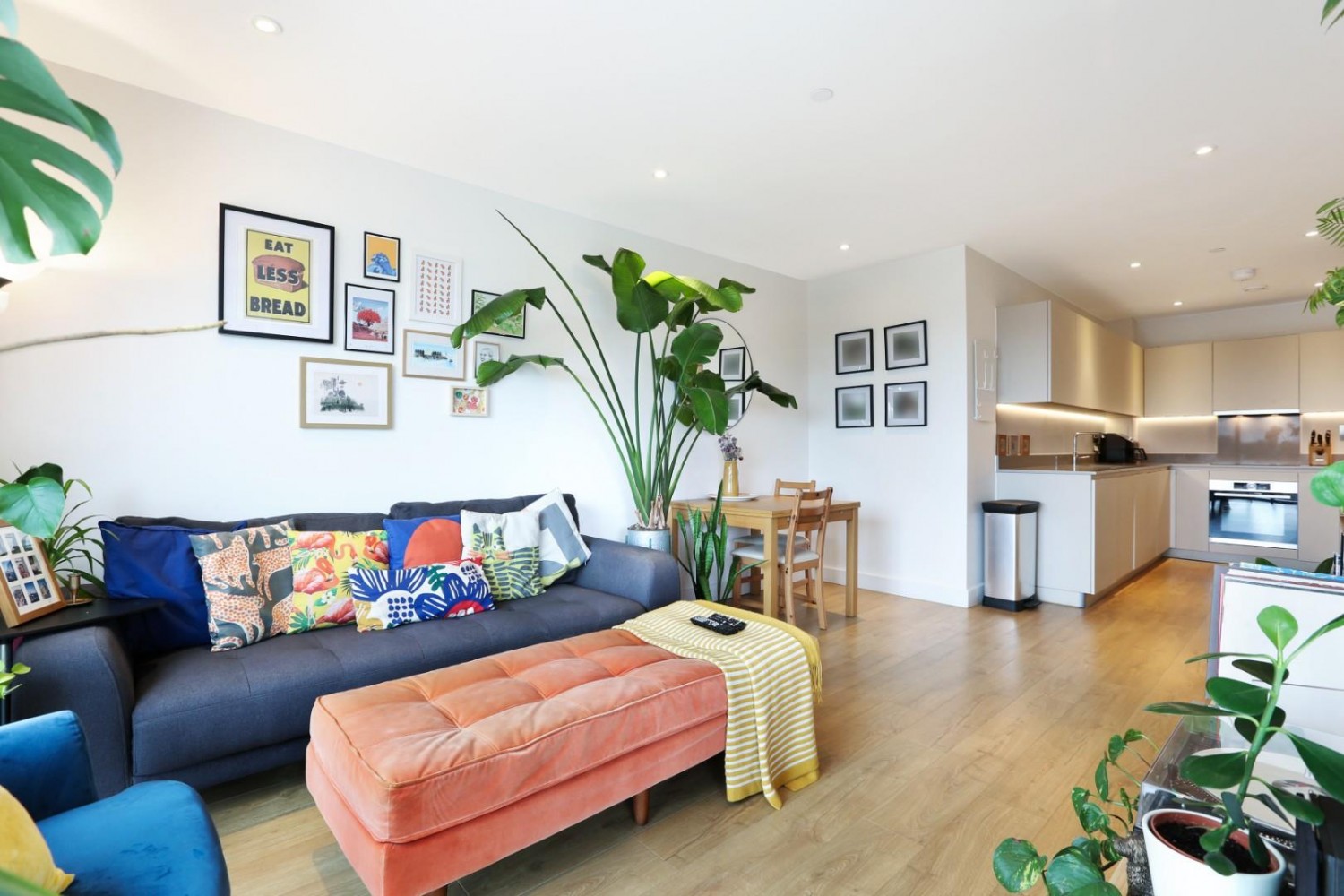 Camberwell Road, London, SE5