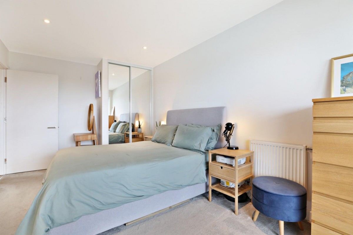 Camberwell Road, London, SE5