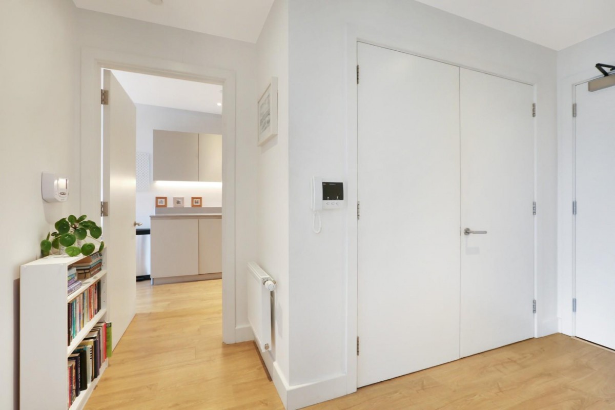 Camberwell Road, London, SE5