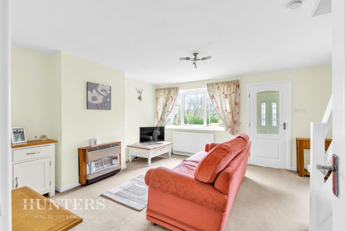 Rose Avenue, Smithy Bridge, OL15 8QJ