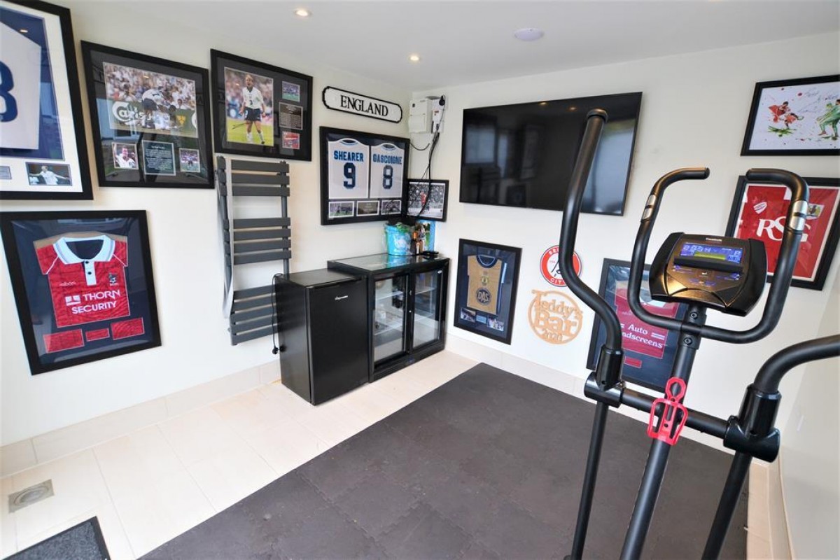 Wrington Crescent, Bedminster Down, Bristol, BS13