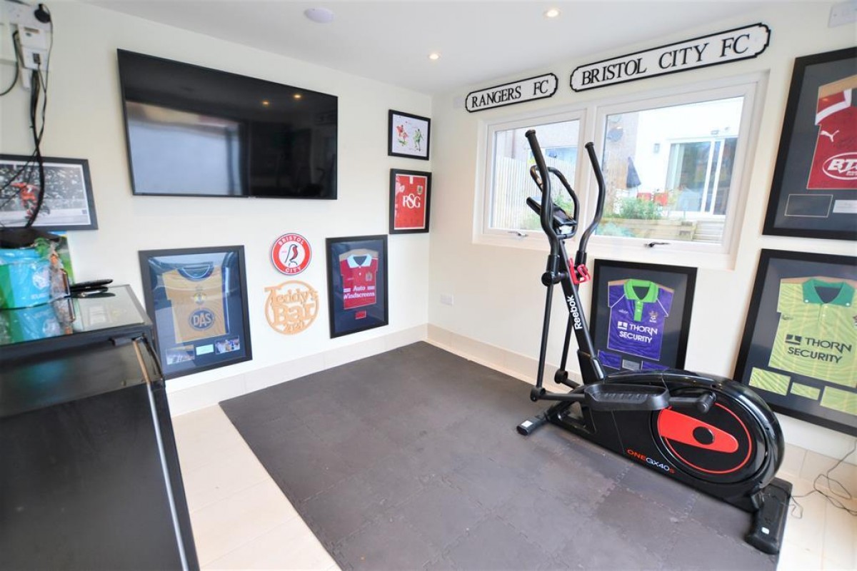 Wrington Crescent, Bedminster Down, Bristol, BS13