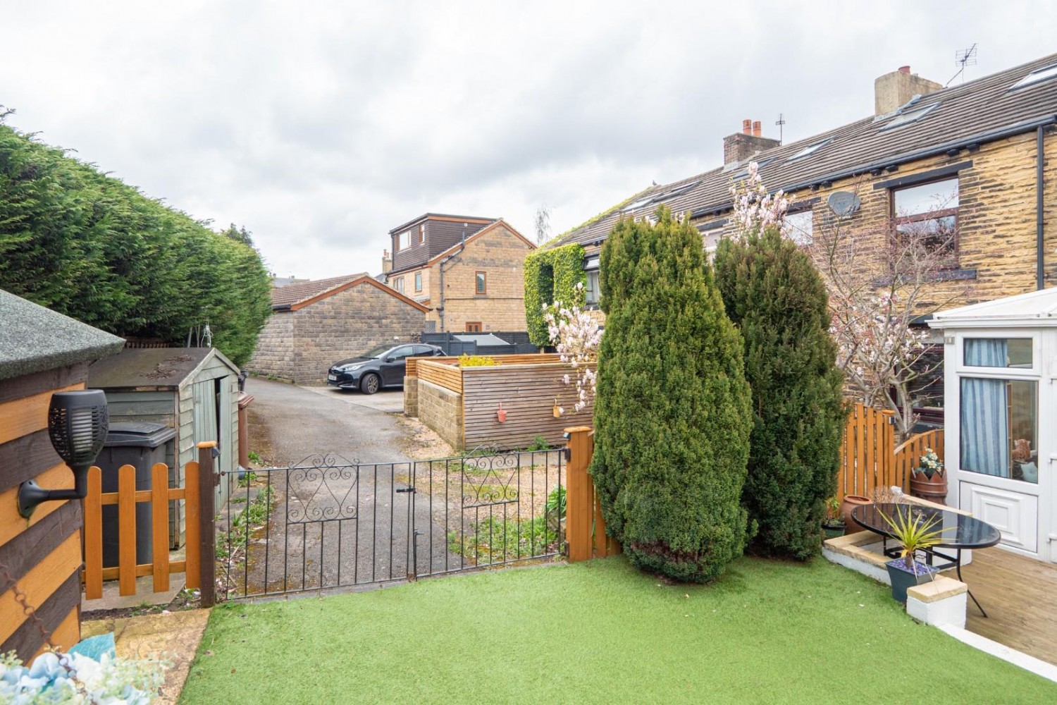 Fartown, Pudsey, LS28