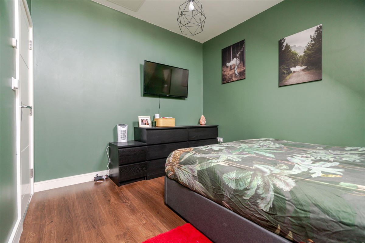 Sovereign Fold Road, Leigh