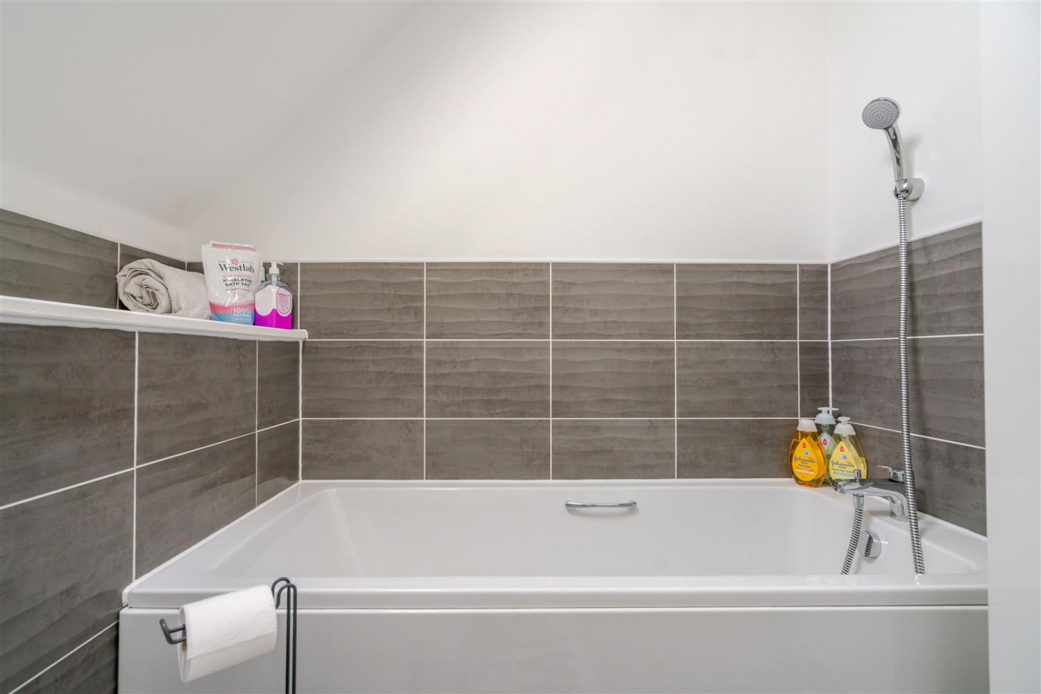 Sovereign Fold Road, Leigh