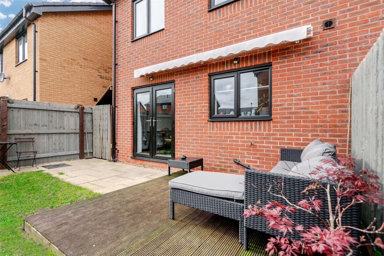 Sovereign Fold Road, Leigh