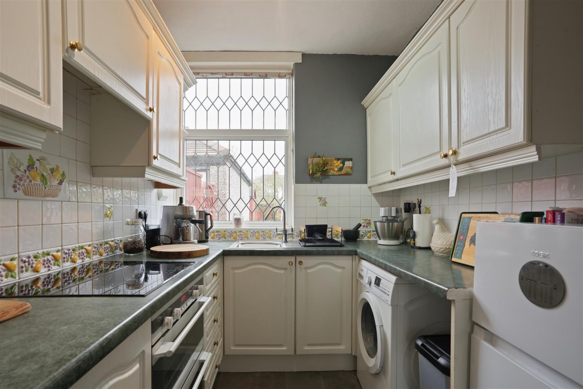 Norton Lane, Norton, Sheffield, S8 8GW