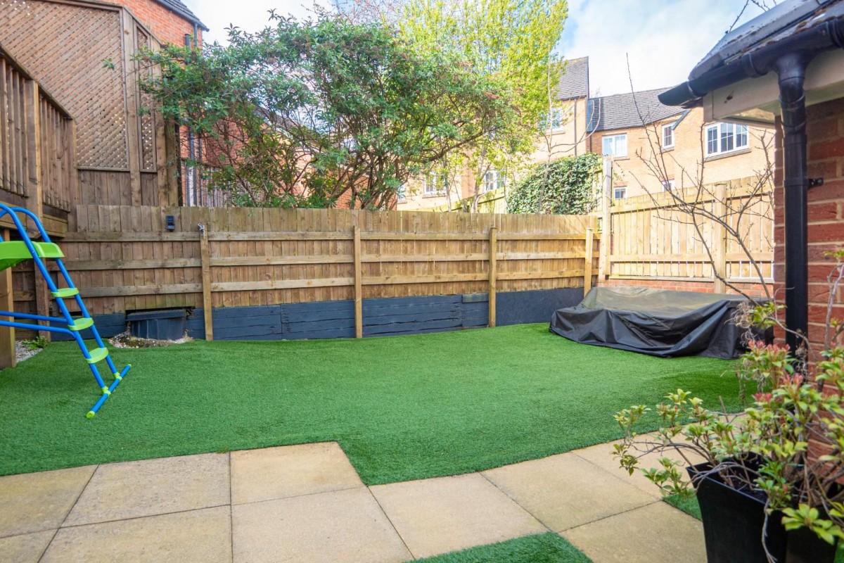 Broadlands Avenue, Pudsey