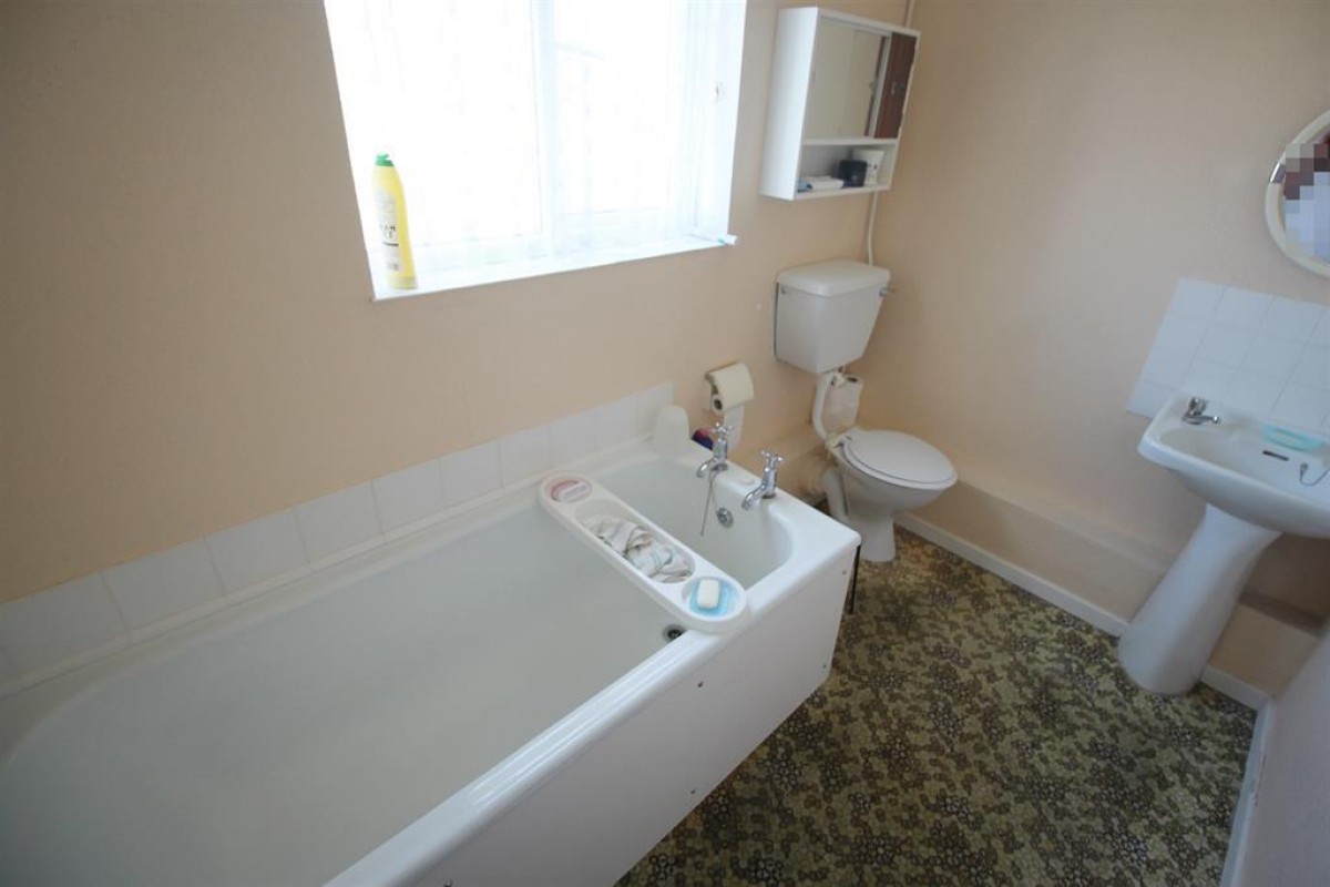 Priory Road, Netley Abbey, Southampton, SO31 5EH