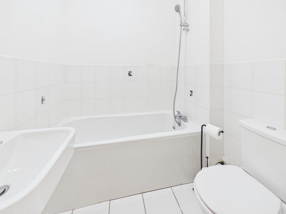 Sycamore Avenue, Bingley