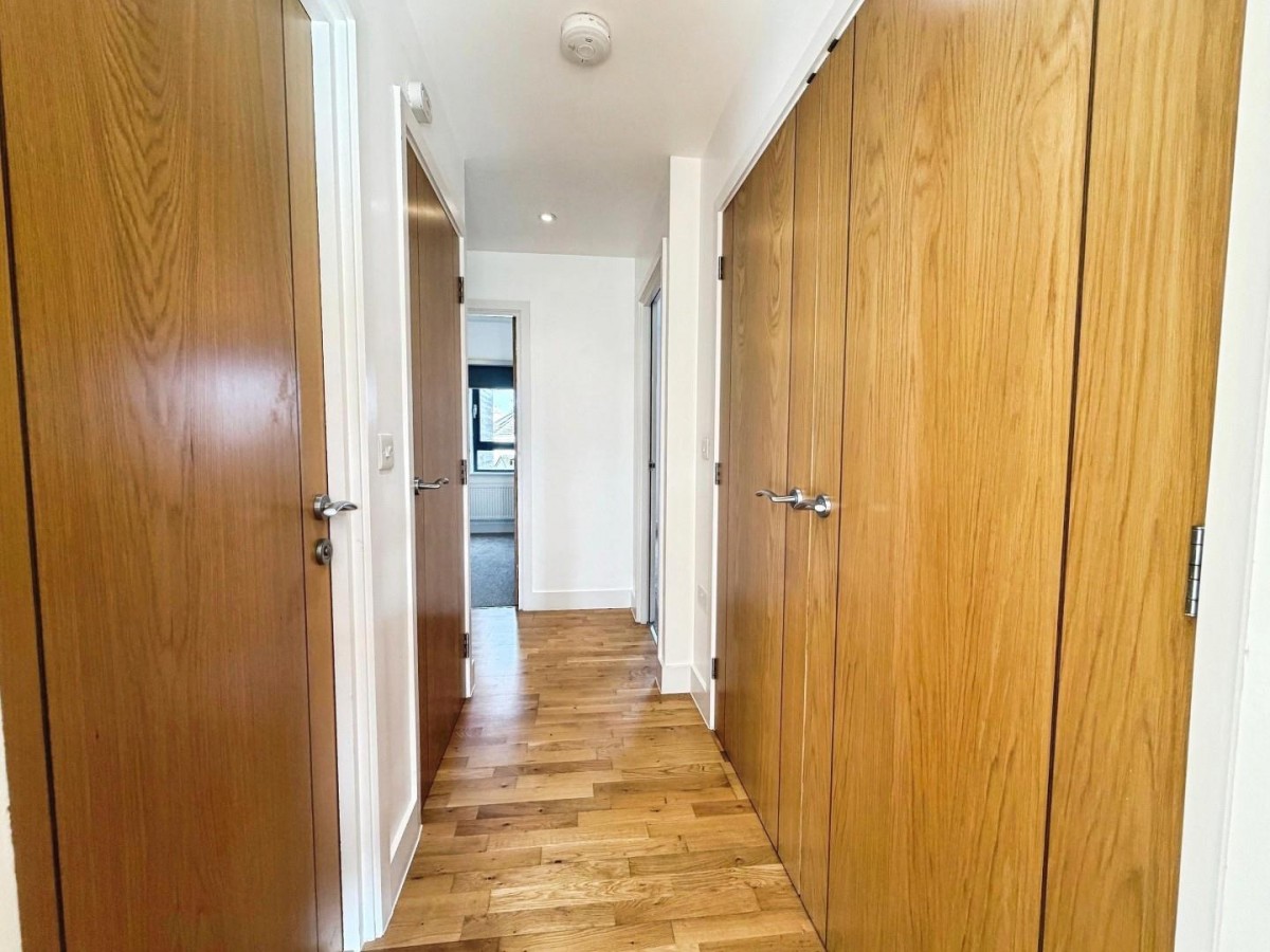 Fairway Apartments, Fairway, Bristol