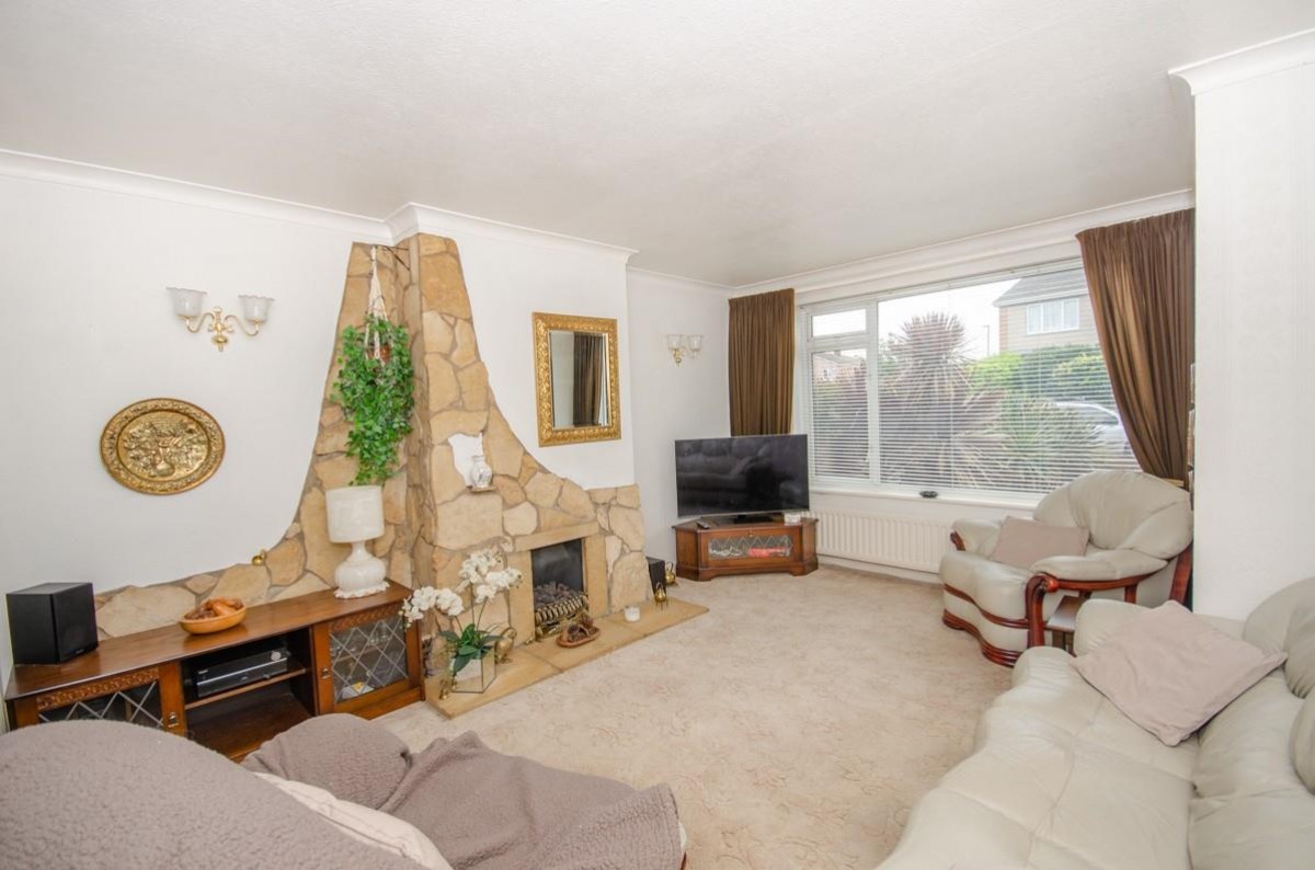 Boscombe Crescent, Downend, Bristol, BS16 6QH